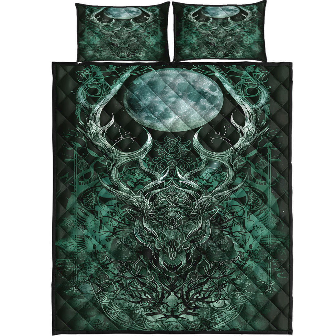 Quilt - Deer and Moon Celtic Green Style Quilt