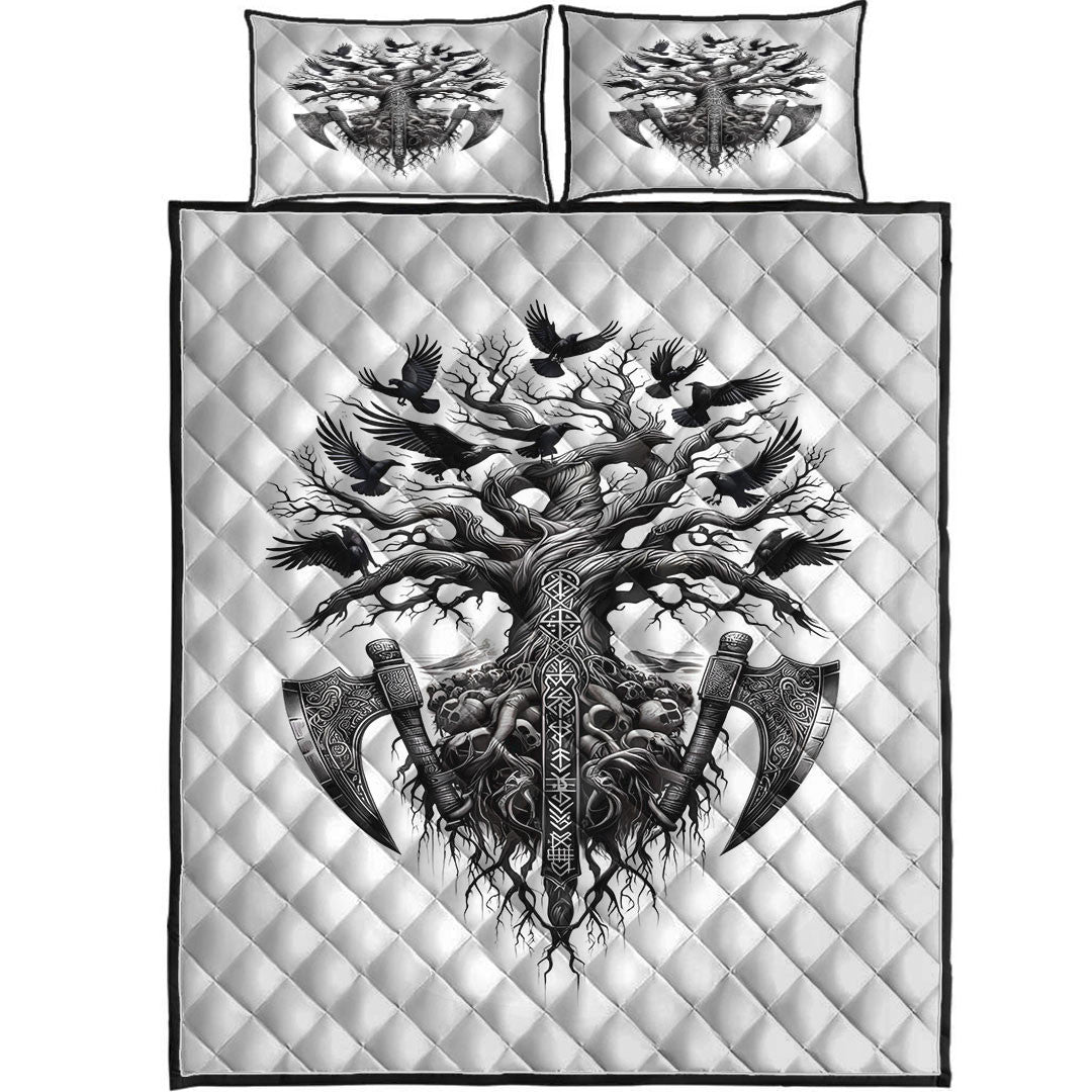 Quilt - Yggdrasil,Skull and Raven Quilt