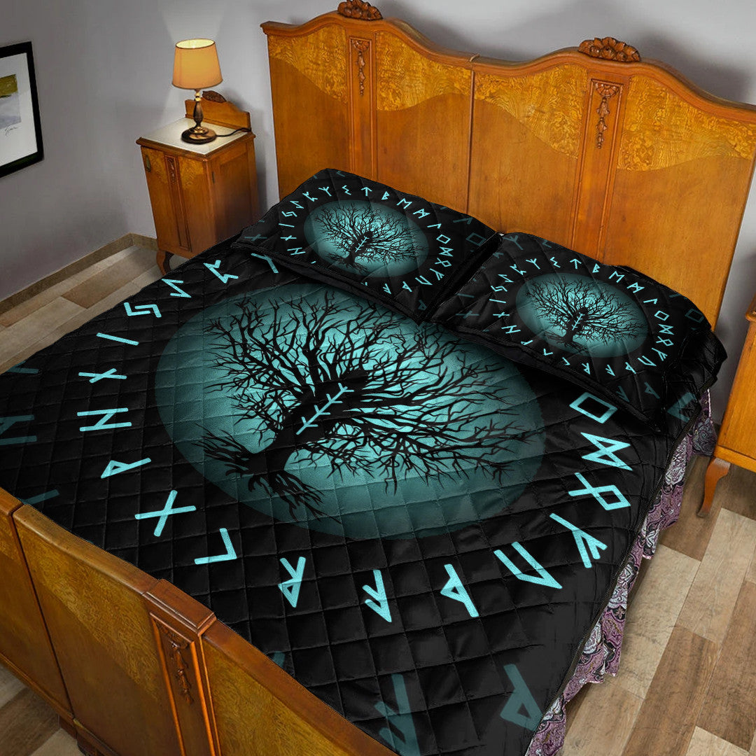 Quilt Bed Set - Yggdrasil and Rune Round Tattoo Quilt Bed Set