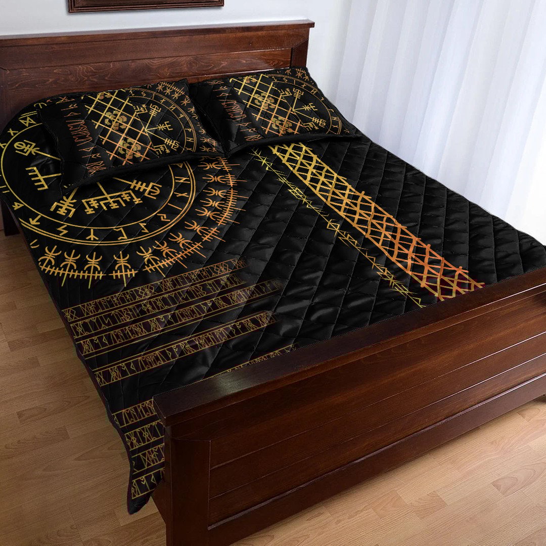 Quilt Bed Set - Vegvisir and Rune Gold Style Quilt Bed Set