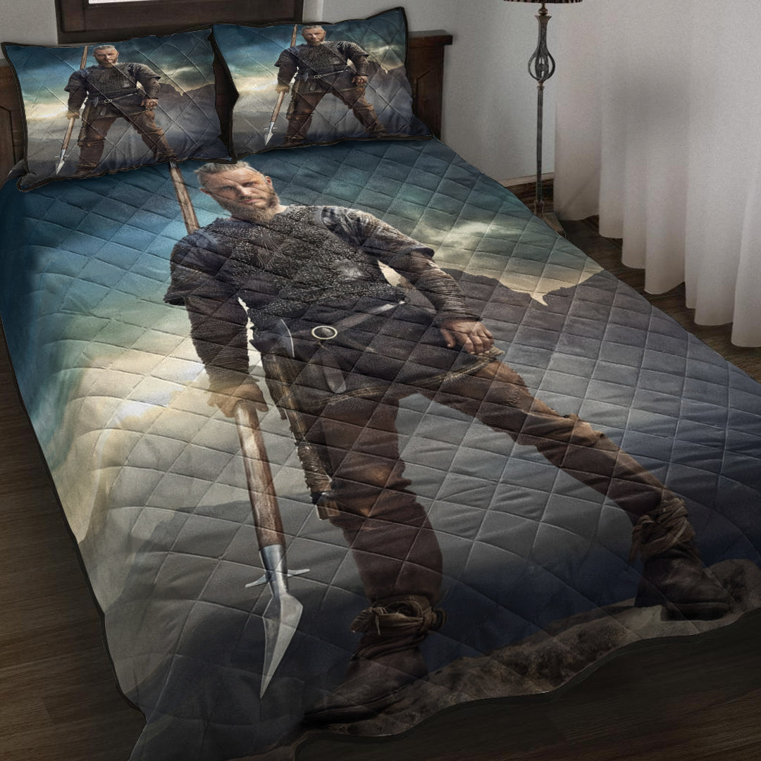 Personal Portrait In The Picture Earl Ragnar Quilt Bed Set