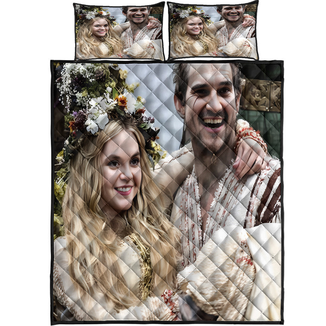 Personailzed - Personal Portrait In The Picture Wedding Anniversary Quilt Bed Set