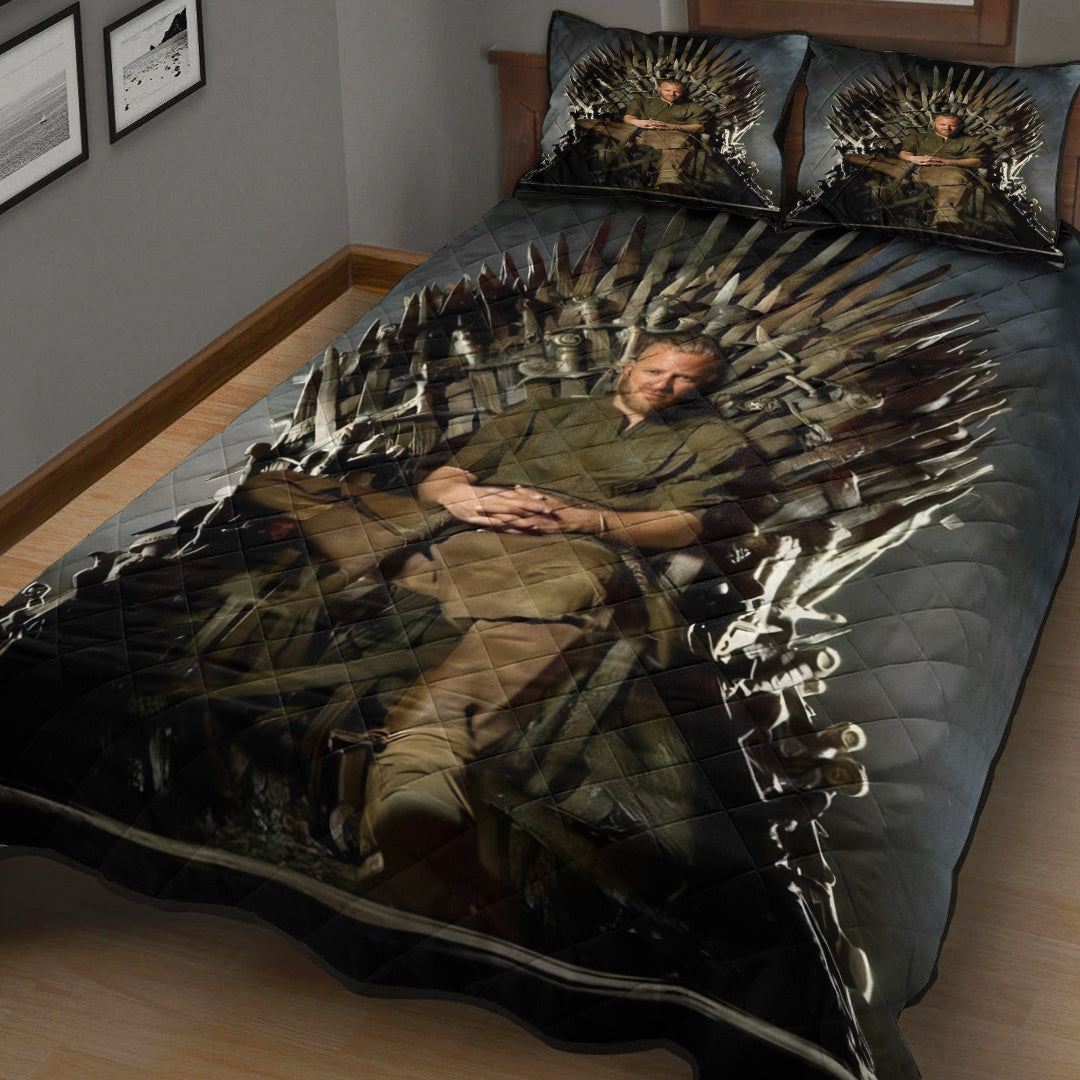 Personailzed - Personal Portrait In The Picture King Ragnar Sitting On The Throne Quilt Bed Set