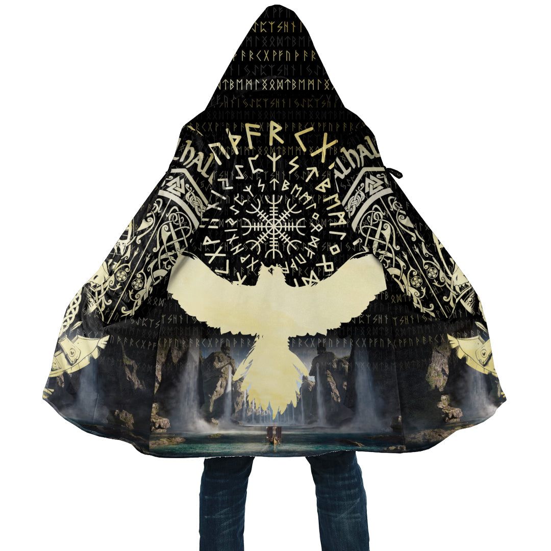 Great Viking With Bold Tattoos Cloak