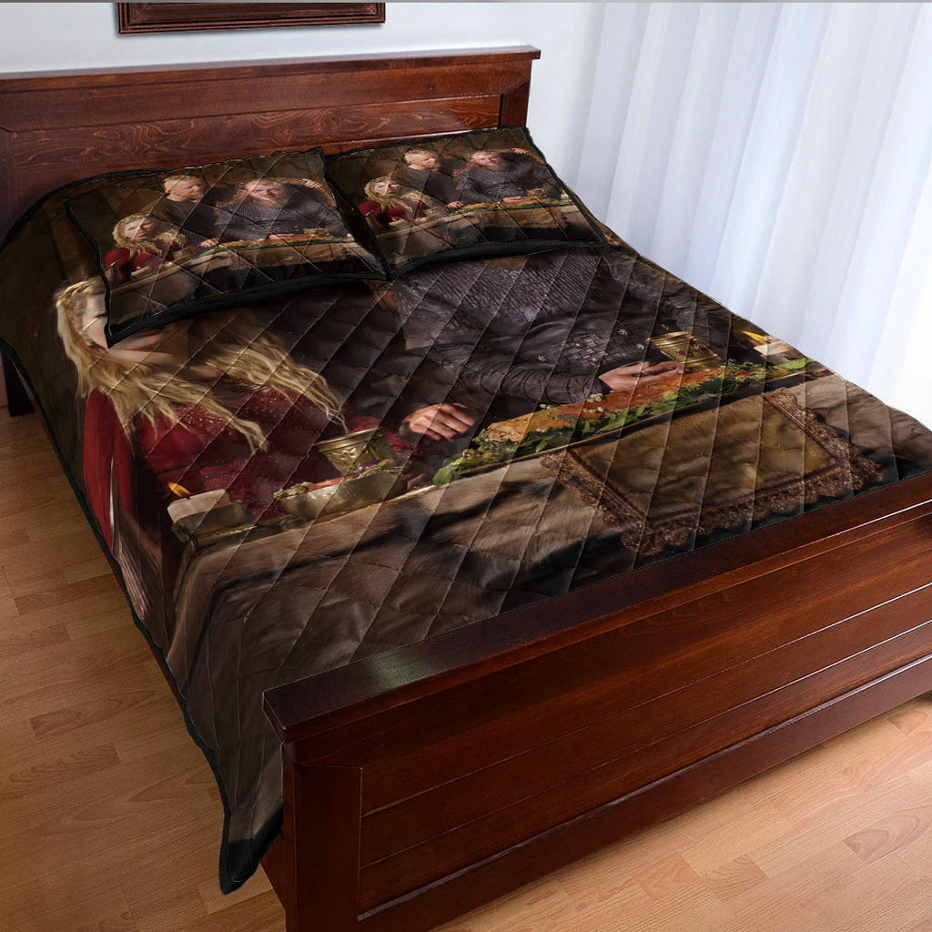 Personal Portrait In The Picture Family of Three Quilt Bed Set